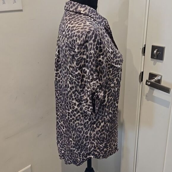 Karlie Leopard Print Button-Up Shirt - Picture 3 of 7